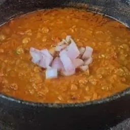 بزاليا حجر